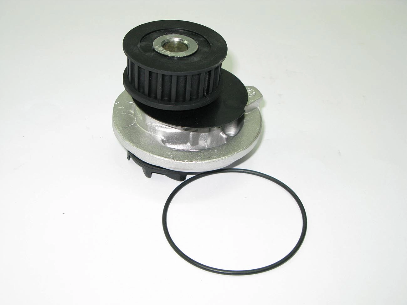 BOMBA AGUA GM MONZA 87/88 - C/CHAPA