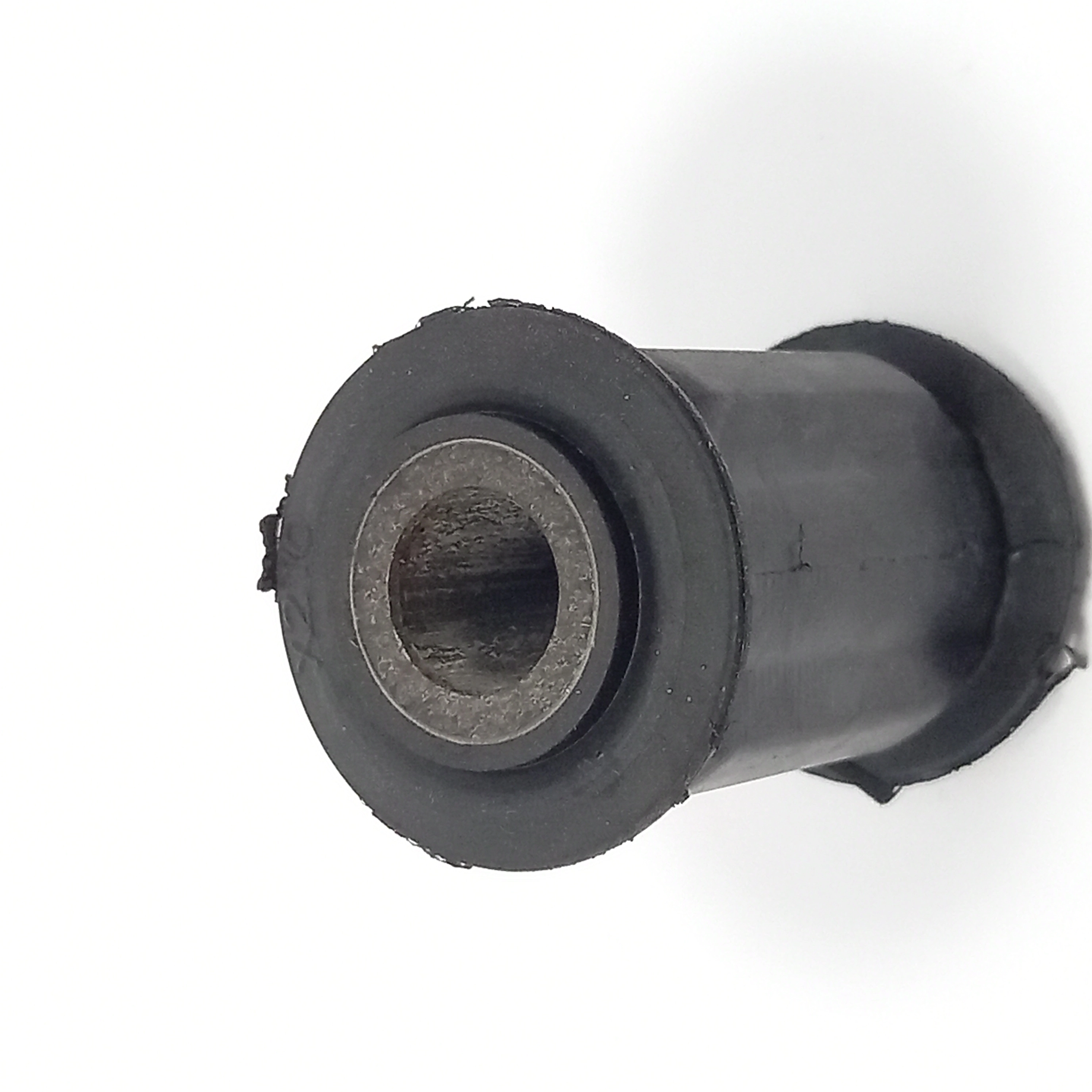 BUCHA DE FIXAÇÃO CAIXA DIRECÃO VW AMAROK 2010/