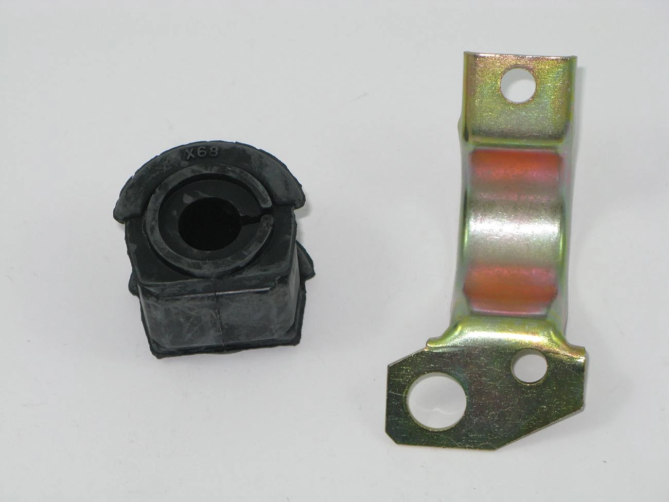 KIT ESTABILIZADOR DIANTEIRO ESQUERDO FIAT NOVO UNO 2011/ - FURO 16MM COM ABRAÇADEIRA