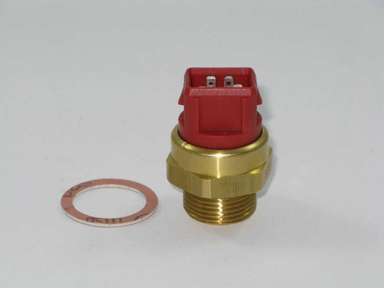 INTERRUPTOR TÉRMICO DO RADIADOR - FORD ESCORT/SW 97/ - MONDEO 1.8 93/ - COM AR CONDICIONADO