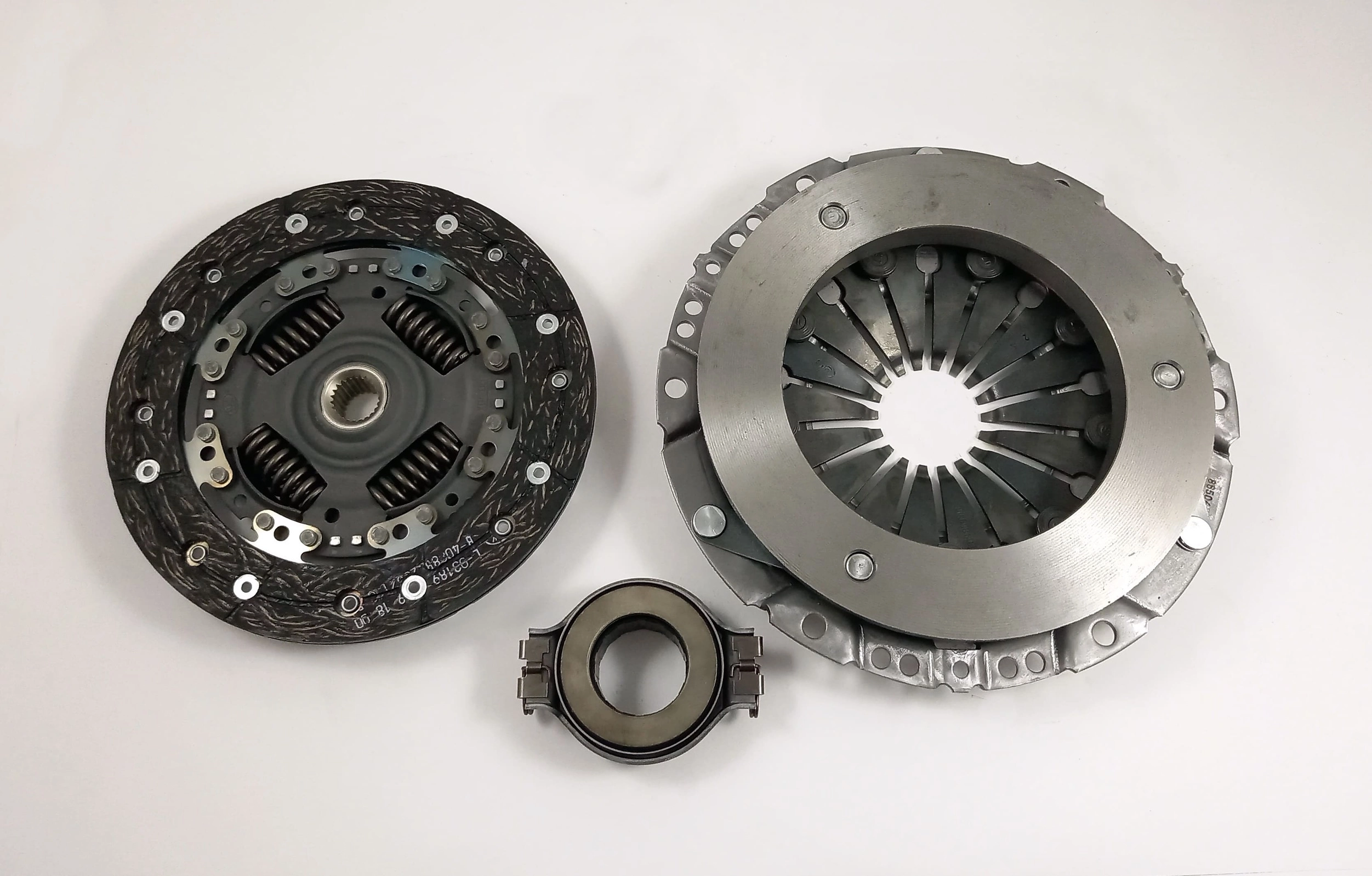 KIT EMBREAGEM VW FUSCA 1500/1600 BRASILIA/VARIANT/KOMBI 04.73/ - GOL 1600 A AR - 200MM