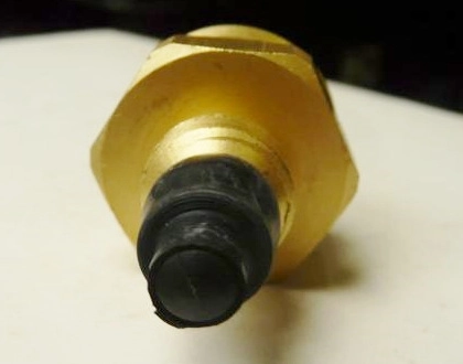 INTERRUPTOR DE FREIO - MB 1313/1513/2213 - FREIO DE MAO A AR