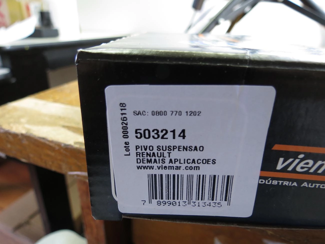 PIVÔ SUSPENSÃO INFERIOR RENAULT MASTER 2008/2012 - SOBMEDIDA