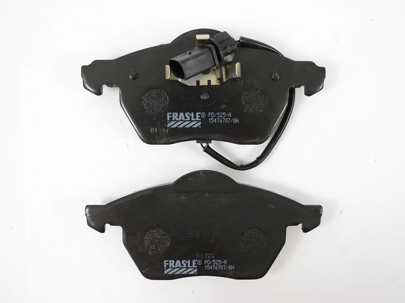 PASTILHA FREIO RODA DIANTEIRA COM ALARME AUDI A4 94/00 A6 94/01 AVANT 98/99 VW PASSAT 05/20