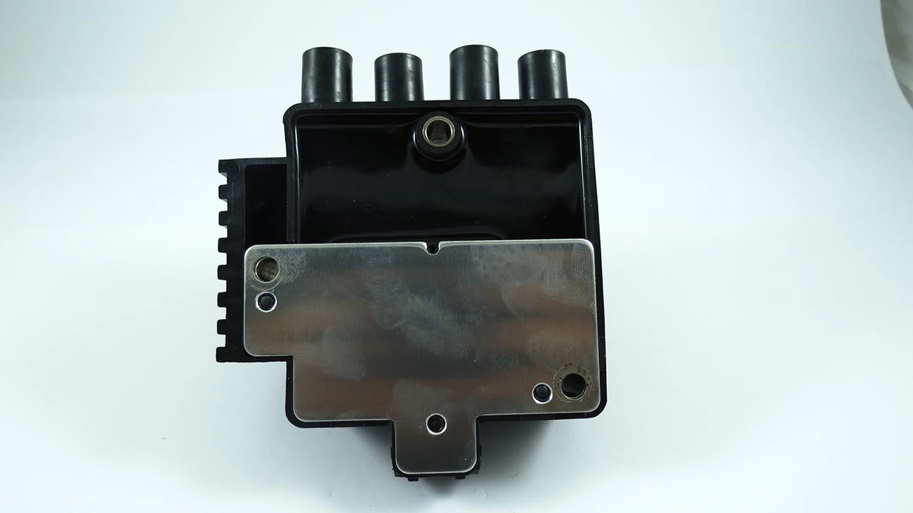 BOBINA DE IGNIÇÃO GM S-10 2.2 95/97 EFI - CORSA /97 - OMEGA 2.2 94/97 - CONECTOR 4 PINOS