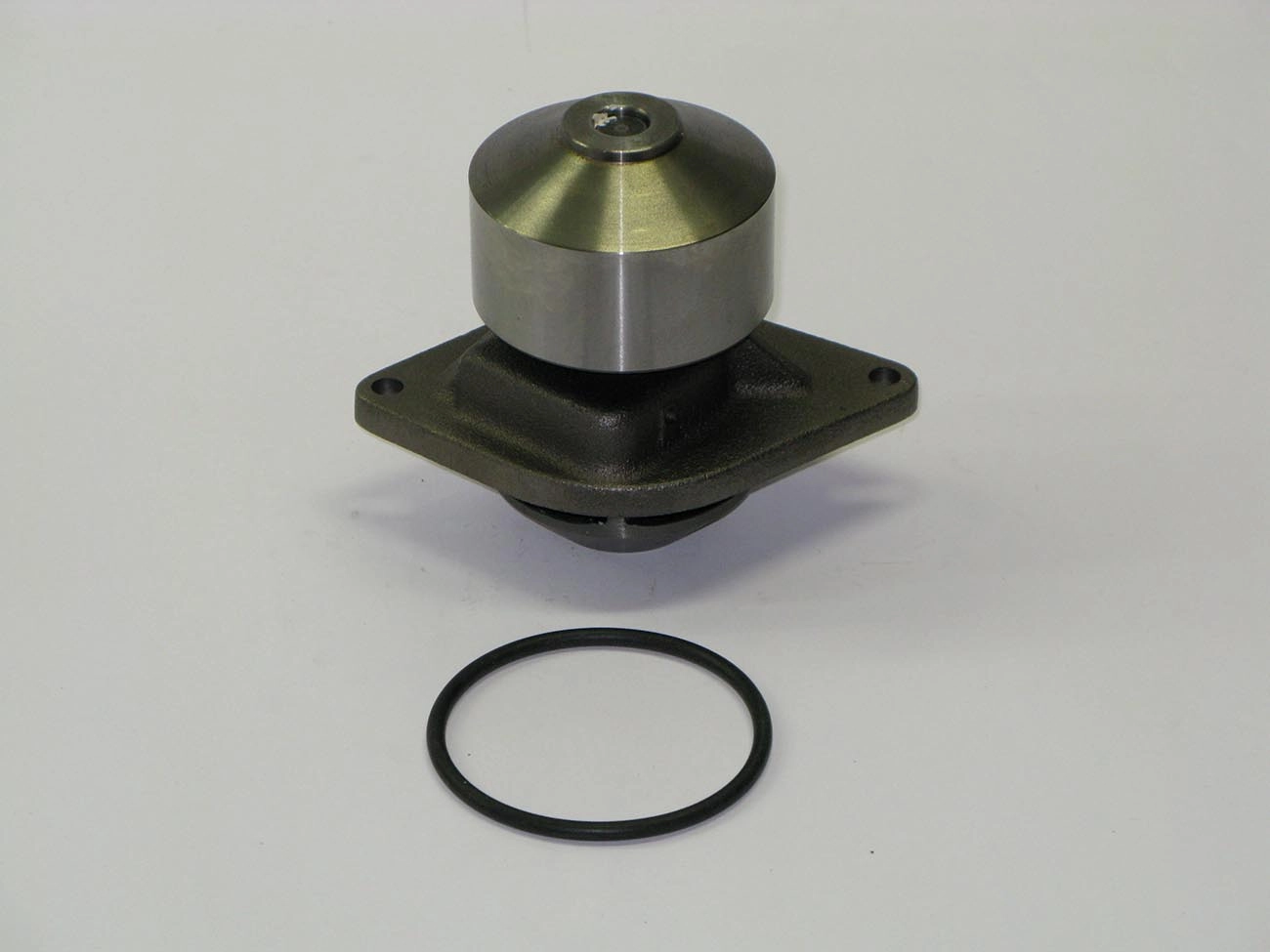 BOMBA AGUA VW 14.210/16.210/14.220/24.250/35.300 - CUMMINS 2 FUROS