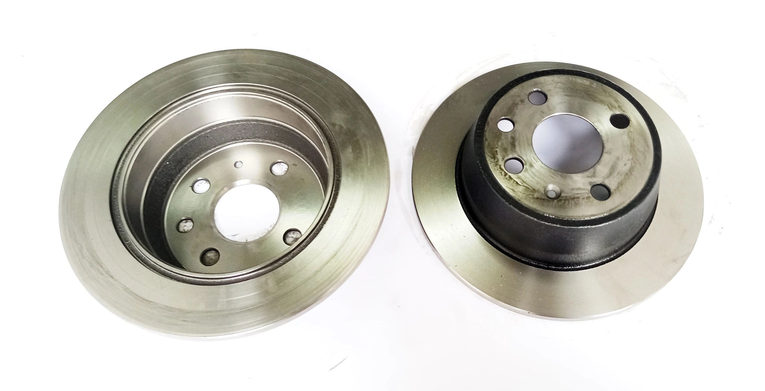 DISCO FREIO TRASEIRO SÓLIDO 259,70MM 4 FUROS GM VECTRA GL/GLS/CD ASTRA 1.8 8V 99/ MERIVA SOLIDO