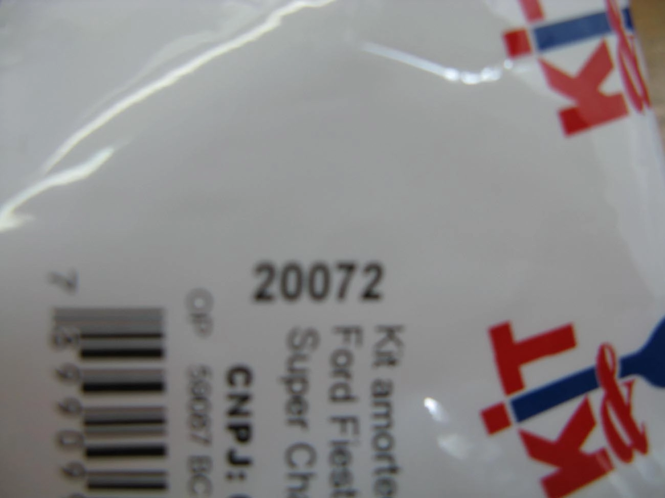 KIT AMORTECEDOR DIANTEIRO FORD FIESTA 96/