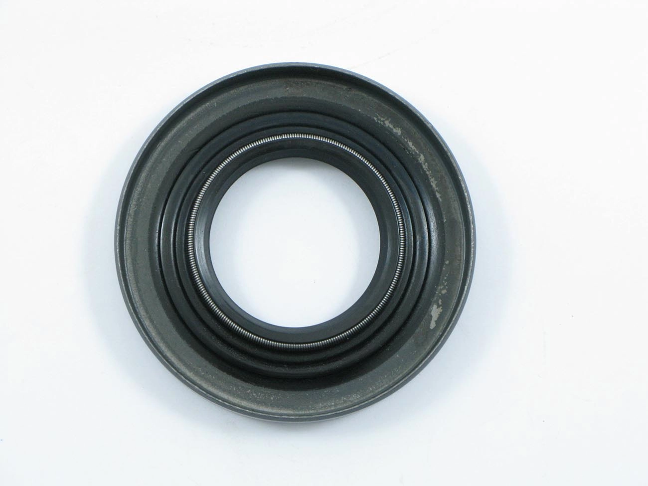 RETENTOR PINHÃO DIFERENCIAL 38,00X74,00X11,00MM TOYOTA BANDEIRANTES 38X74X11MM