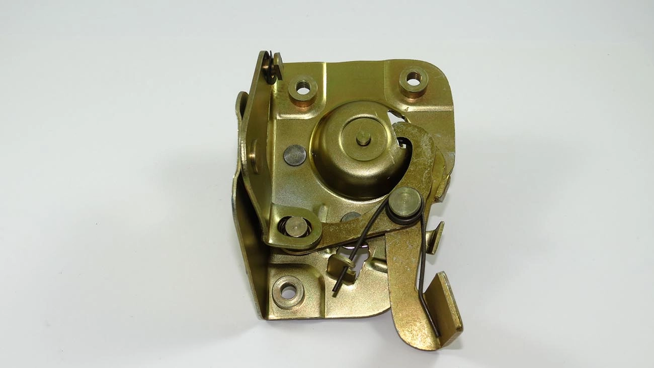 FECHADURA PORTA GM C/D-10/14/15/60/VERANEIO 64/84 - DIREITA
