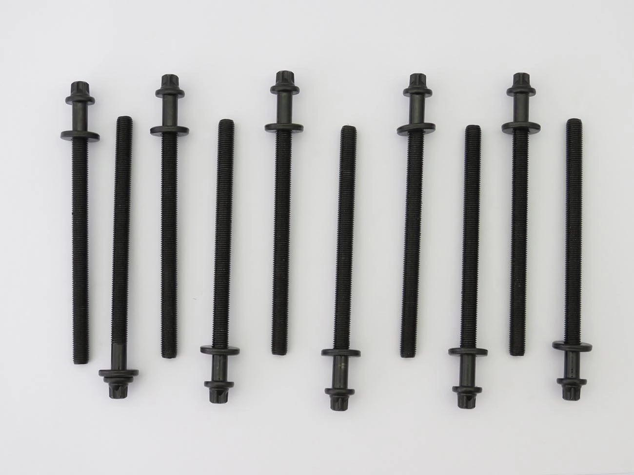 PARAFUSO DE CABECOTE GM TRACKER 1.8 2014/ CRUZE/SONIC 2012/ MERIVA 2003/2004 FIAT STILO 2003/
