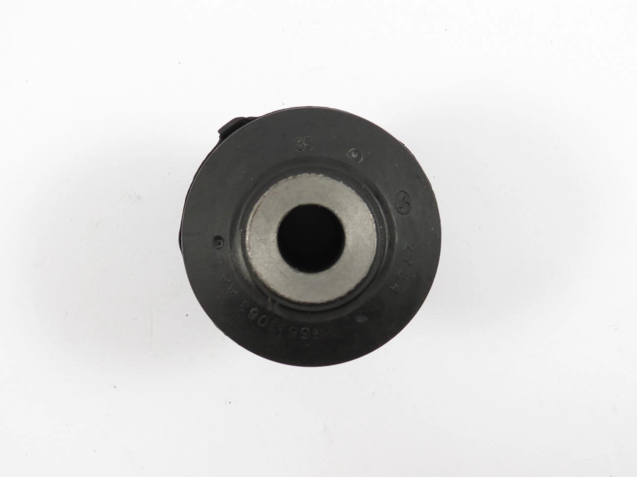 BUCHA DIANTEIRA BANDEJA DIANTEIRA FORD NOVO FIESTA 02/14 - ECOSPORT 03/12 - KA 08/10