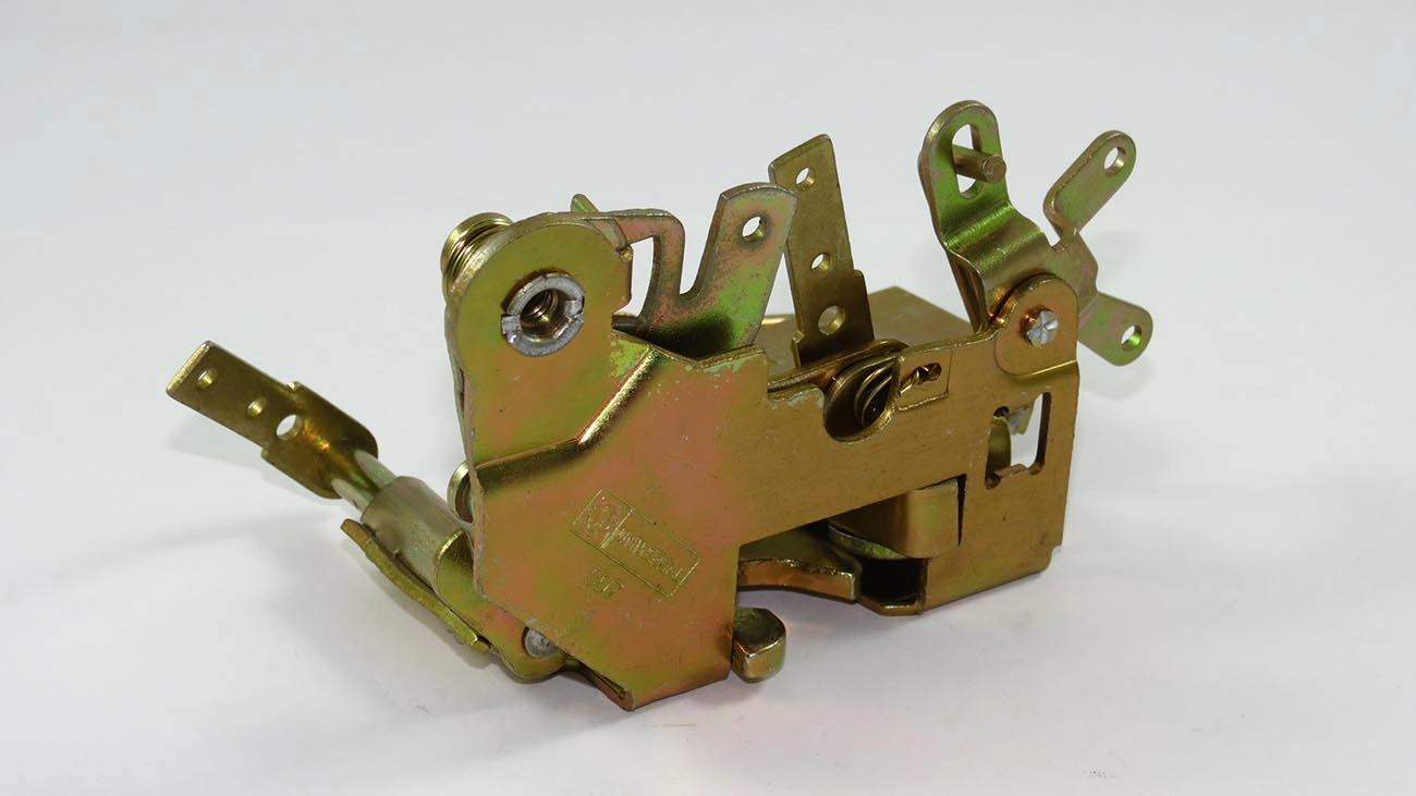 FECHADURA PORTA GM CHEVETTE 87/ MONZA TODOS - DIREITA
