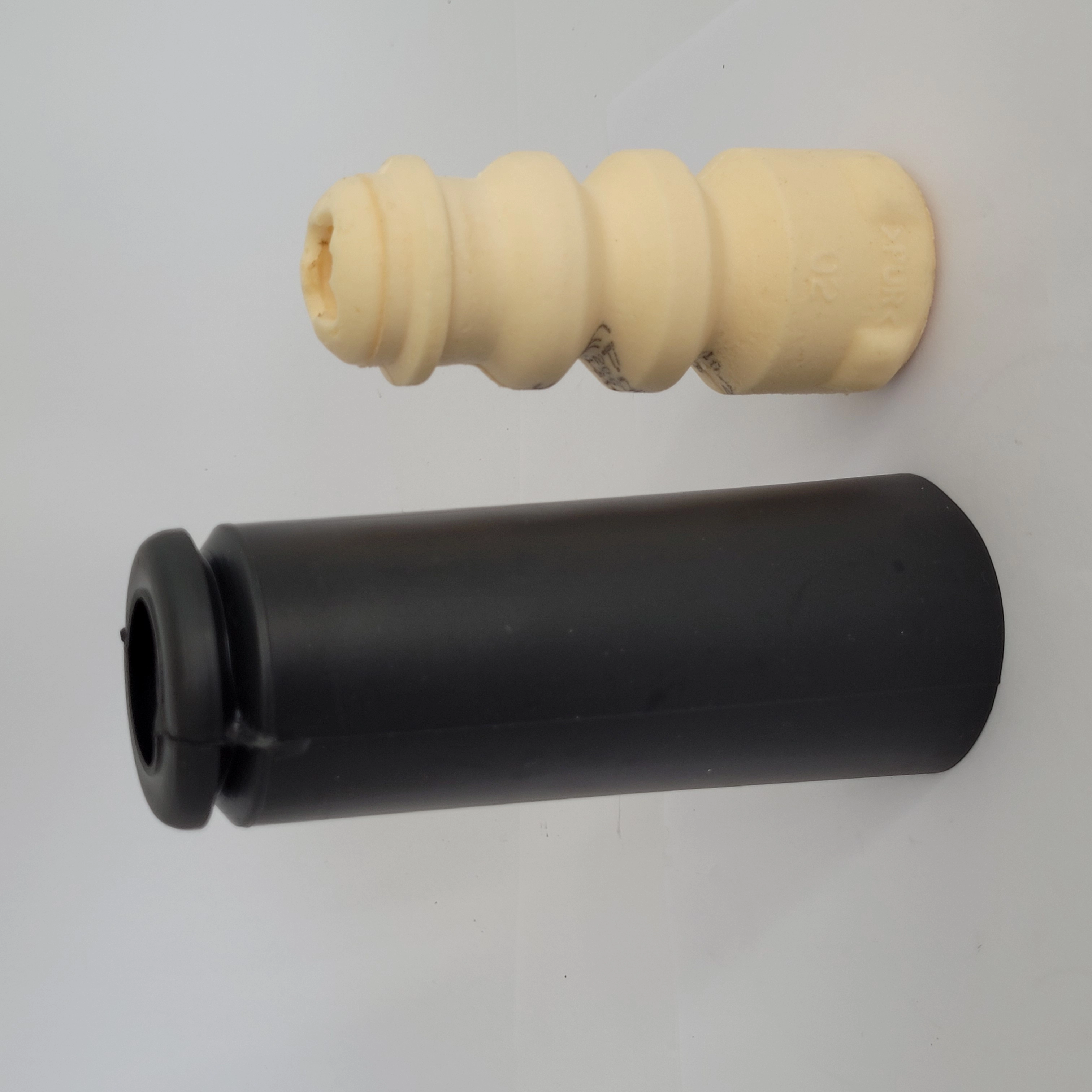KIT AMORTECEDOR TRASEIRO VW CROSS FOX 05/ - FOX 03/ - SPACEFOX 06/06  NOVO POLO 02/ BATENTE E COIFA