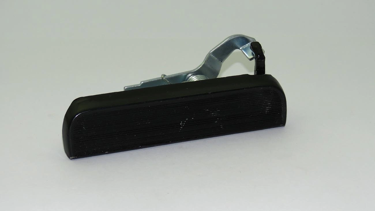 MACANETA EXTERNA GM CHEVETTE/CHEVY/MONZA/KADETT/IPANEMA - DIREITA PRETA