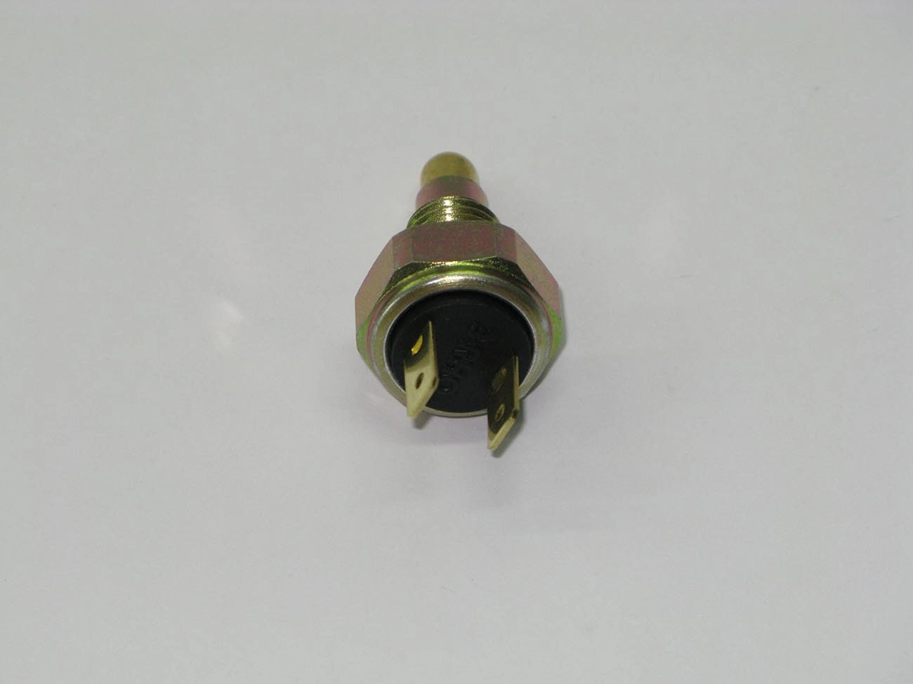 INTERRUPTOR DE LUZ DE RE - GM MONZA/KADETT/IPANEMA - TODOS