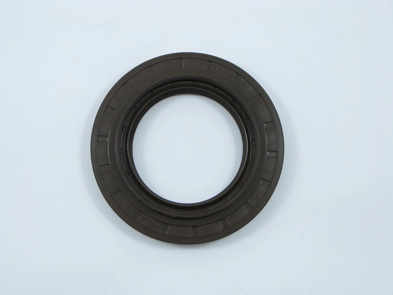 RETENTOR DIFERENCIAL MB ACCELO 715 - PINHAO - 65X107X10X16