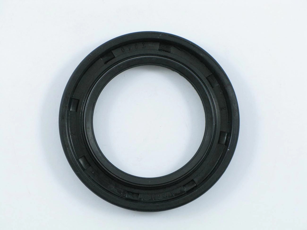 RETENTOR RODA TRASEIRA KIA BESTA 2.7/3.0 EXTERNO