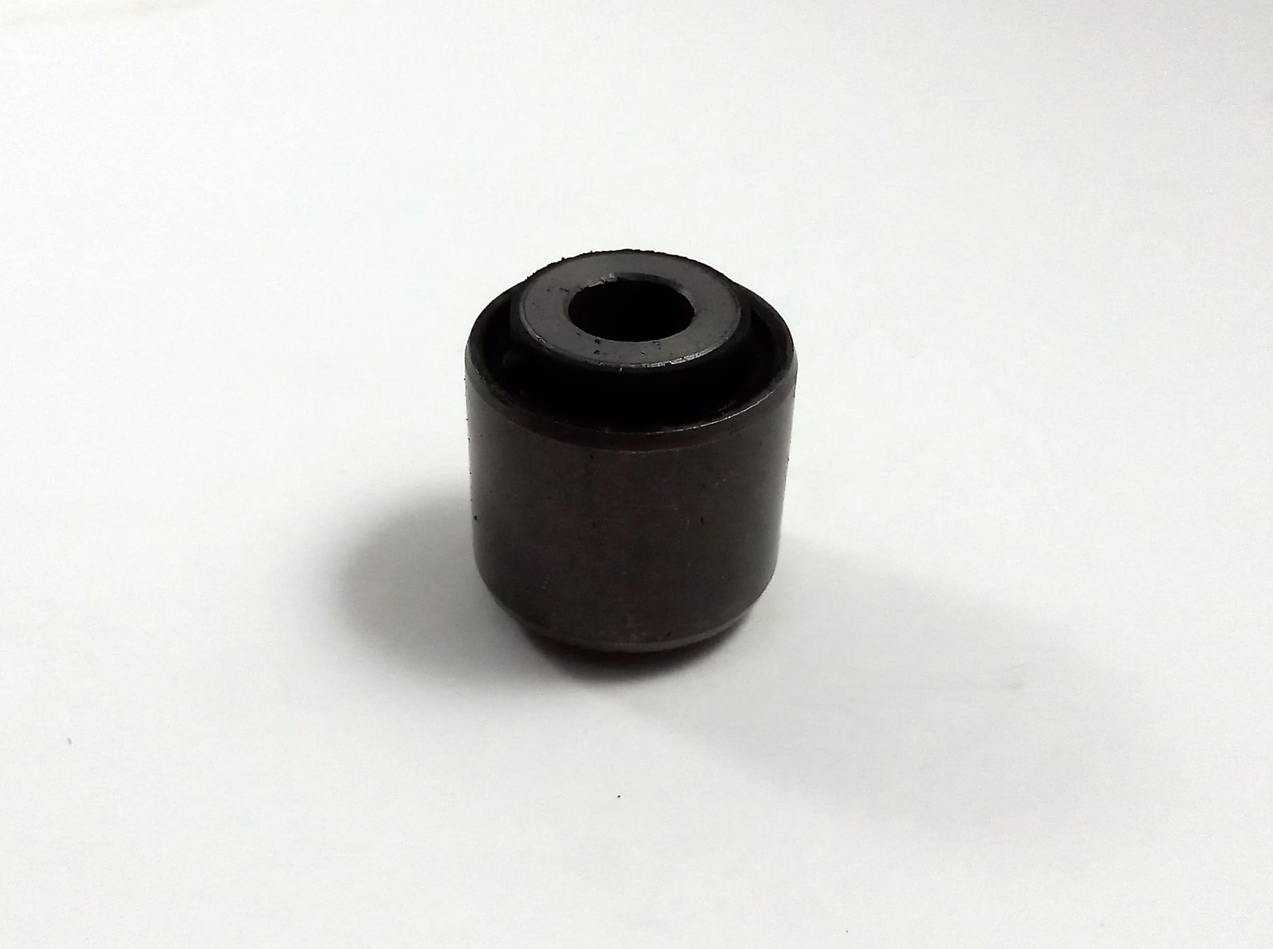 BUCHA BRAÇO RETO SUSPENSÃO TRASEIRA FORD FOCUS 00/ - INCLUSIVE NOVO FOCUS 14/ - 32 MM
