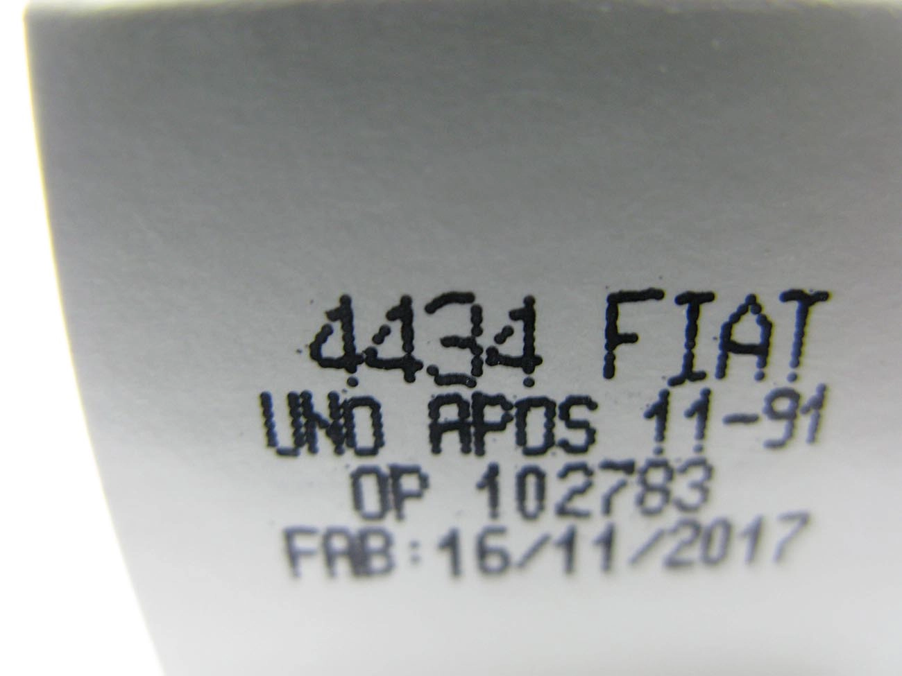 INTERRUPTOR LUZ DE RE - FIAT UNO/PREMIO/ELBA/FIORINO 11.91/