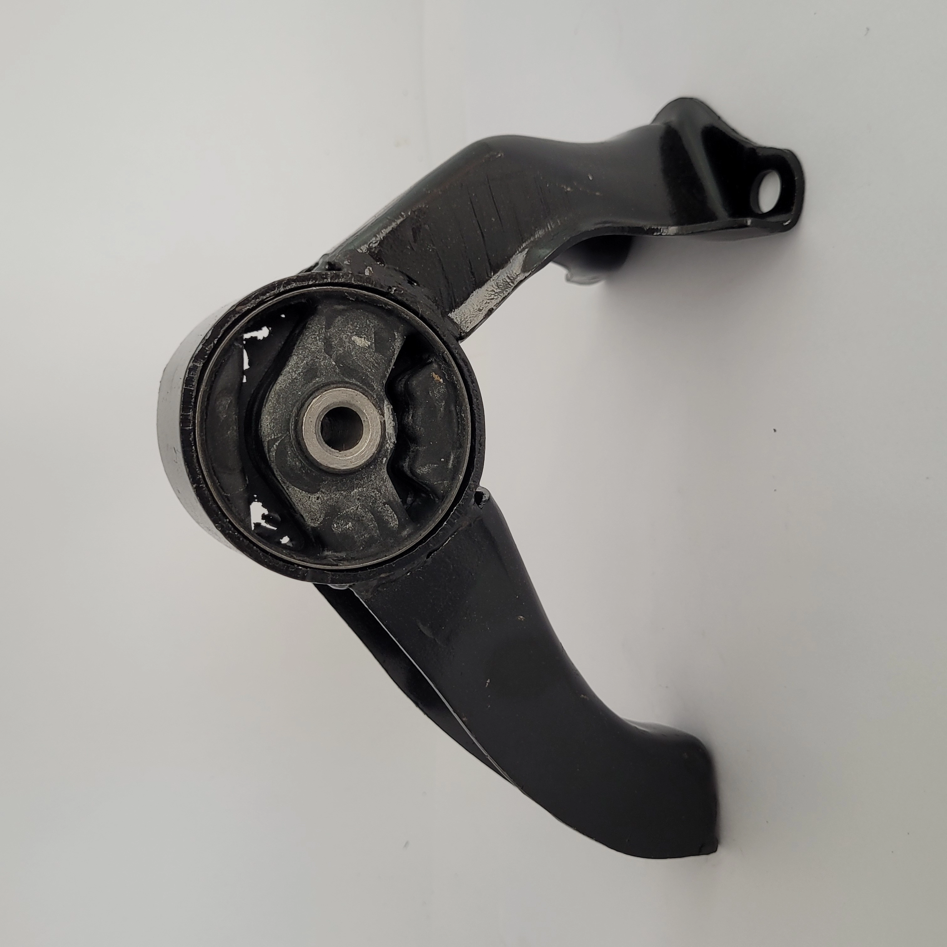 COXIM DIANTEIRO DO MOTOR MITSUBISHI OUTLANDER 2006/2018