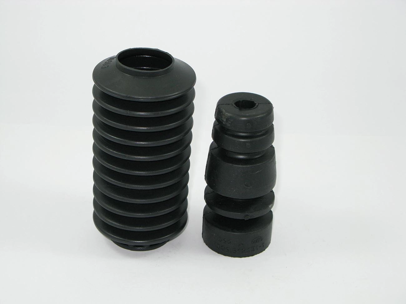 KIT AMORTECEDOR TRASEIRO VW PARATI /95