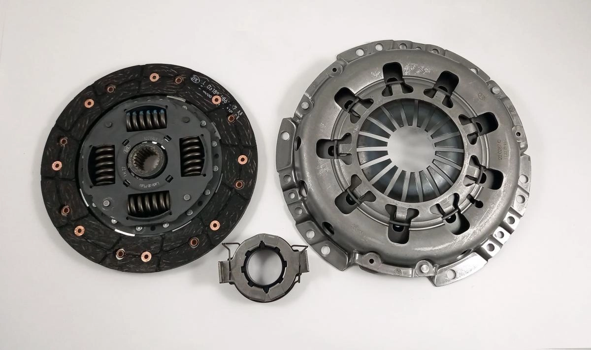 KIT EMBREAGEM TOYOTA COROLLA 1.6/1.8 16V 2003/2008- FIELDER 1.8 16V 2004/2007 - 215MM