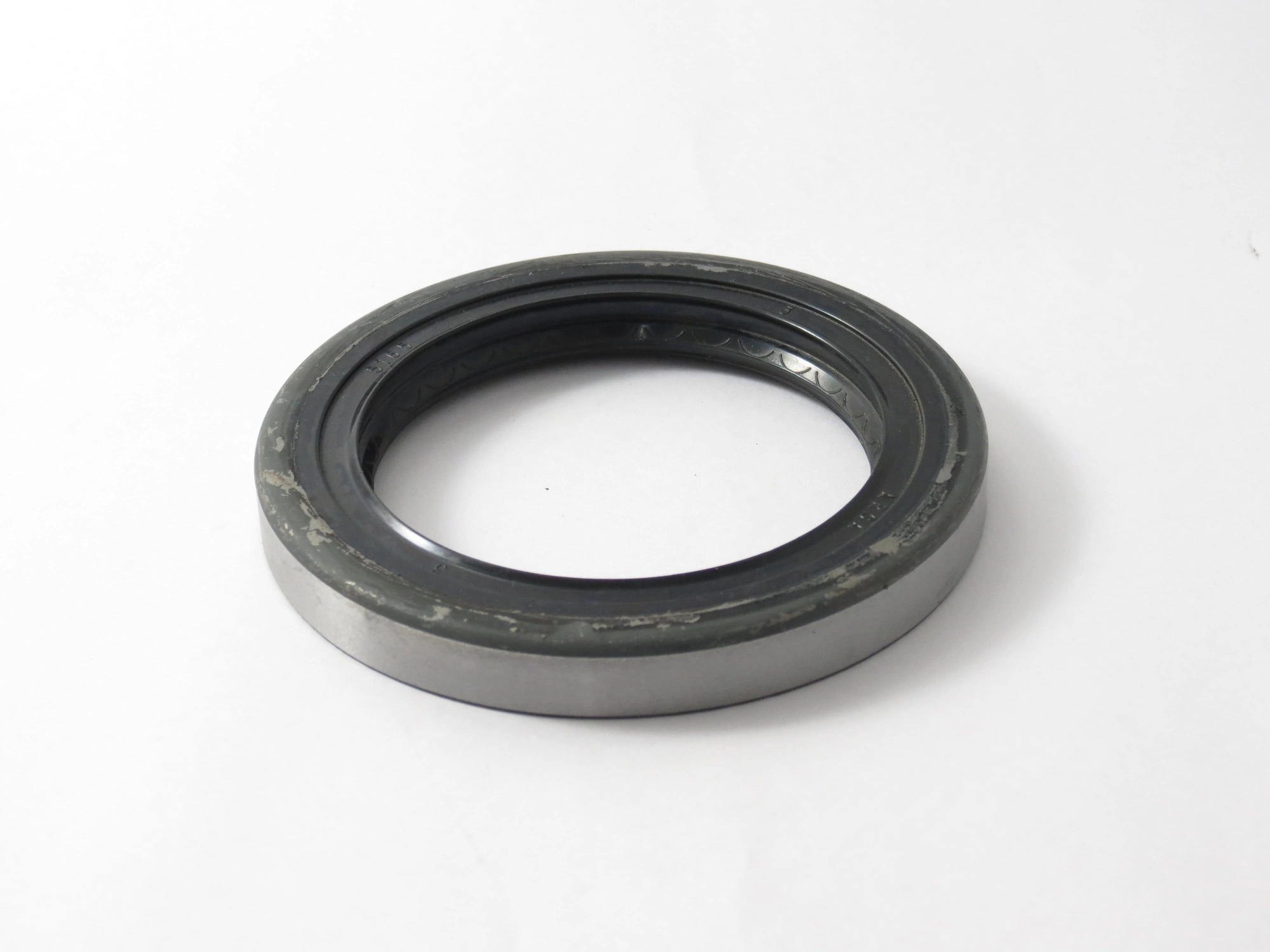 RETENTOR PINHÃO DIFERENCIAL 69,80X98,50X11,80X17,70MM TIMKÃO VW 11.130/11.140/12.140/13.130/14.140/14.210/22.140