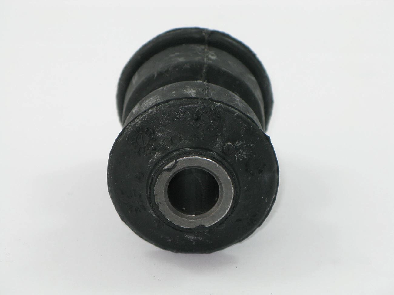 BUCHA FEIXE MOLAS TRASEIRO MOLA VW 6.80/6.90/7.90/7.110 DIANTEIRA/TRASEIRA 11.130/13.130/14.140