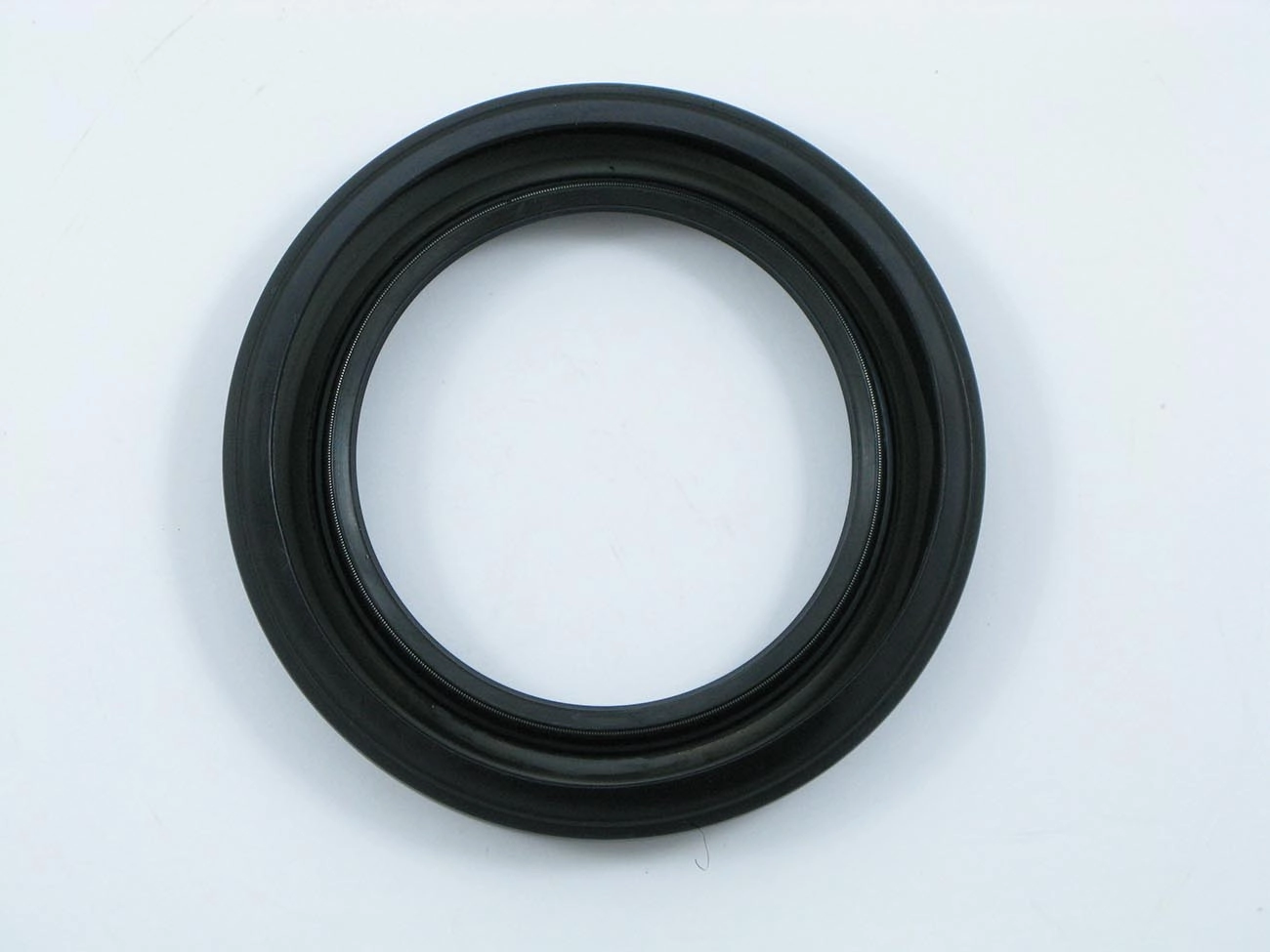 RETENTOR RODA DIANTEIRA FORD RANGER 97/ 4X4