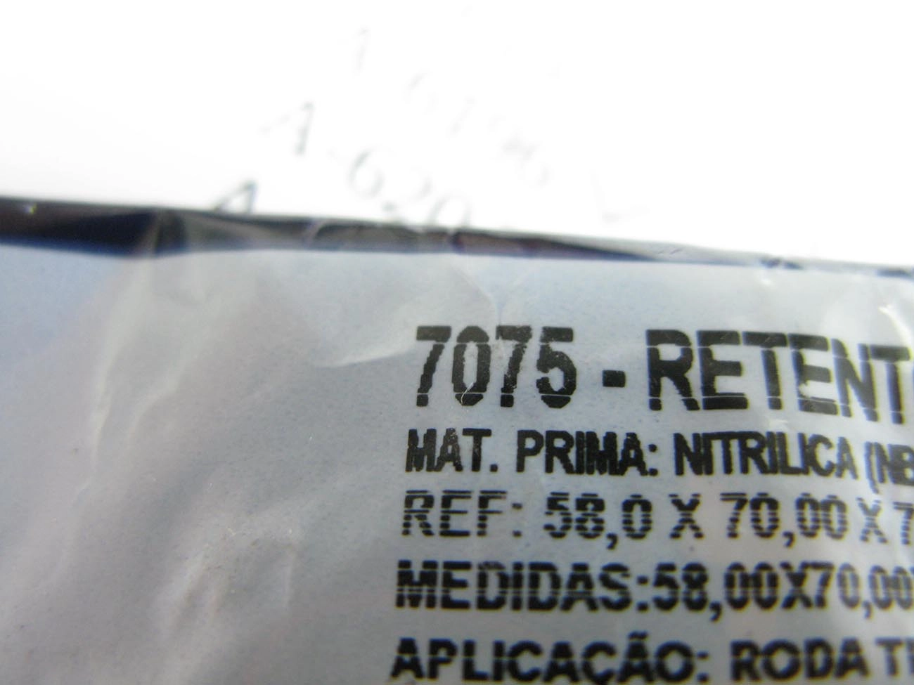 RETENTOR INTERNO CUBO RODA TRASEIRA TOYOTA HILUX 2009/ - 58X70X7,50MM