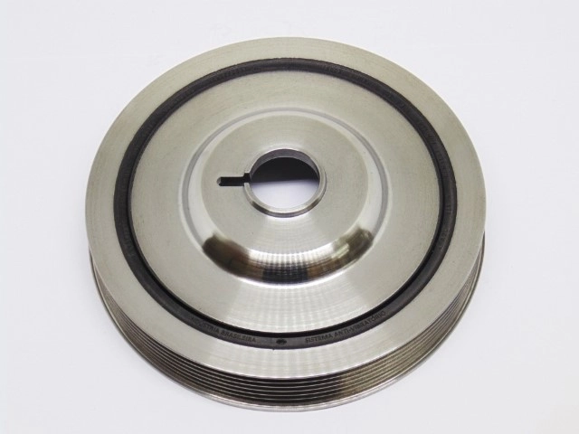 POLIA DO VIRABREQUIM (POLY V 6PK) - RENAULT 1.6 16V K4M- SANDERO E LOGAN 2007/...DUSTER 2011/... ORO