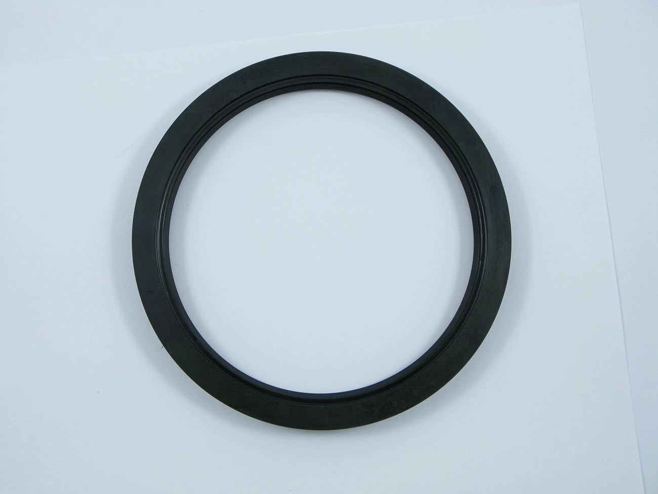 RETENTOR MF COLHEITADEIRAS - RODA DIANTEIRA - 125X150.1X13