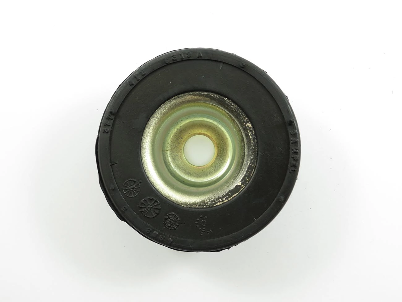 PRATO SUPERIOR AMORTECEDOR DIANTEIRO VW GOL/PARATI 95/ SAVEIRO 97/ - MAIOR ALTURA TOTAL 38MM