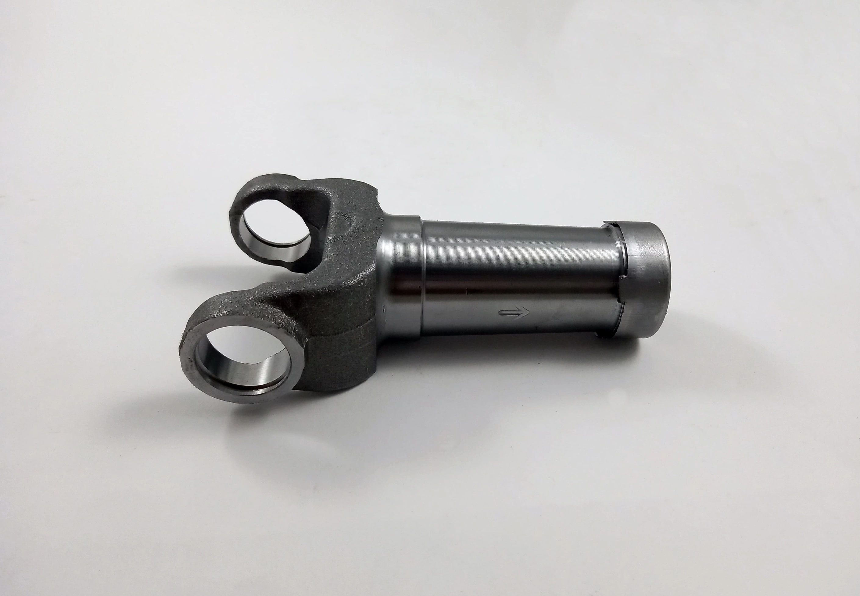 LUVA DO CARDAN 16 ESTRIAS WILLYS 6C F-100 60/68 KOMBI 1600 C-10/14 3M 64/76 - PARA CRUZETA 5-153XS