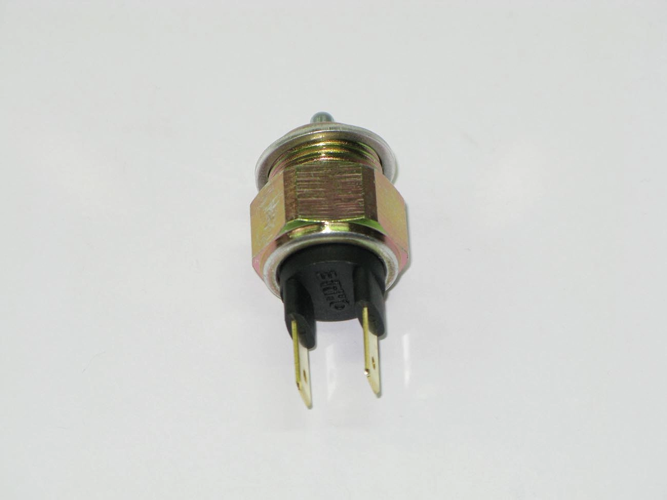INTERRUPTOR LUZ RÉ RE VW GOL/VOYAGE/PARATI/SAVEIRO/PASSAT/SANTANA /96 5 MARCHAS