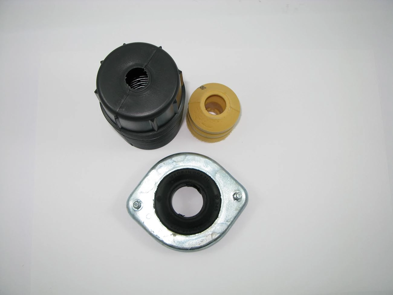 KIT AMORTECEDOR DIANTEIRO COMPLETO COXIM/BATENTE/COIFA SEM ROLAMENTO GM CELTA 01/07 CORSA 94/01 CLASSIC 02/07
