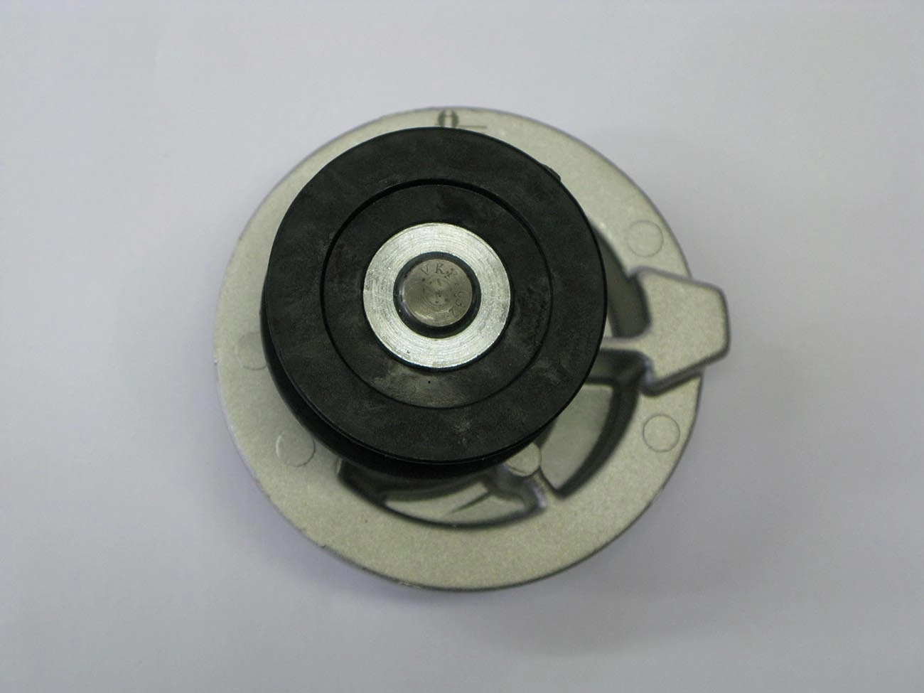 BOMBA ÁGUA LINHA LEVE AGUA GM VECTRA/ZAFIRA 2.0/2.2 8V ASTRA 1.8/2.0 TODOS S-10 2.2/2.4 95/11 13/