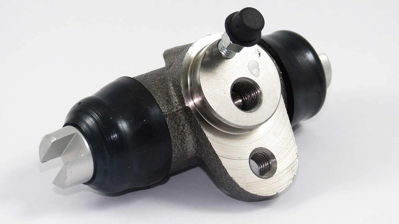 CILINDRO RODA FREIO TRASEIRO LADO DIREITO/ESQUERDO TRASEIRA VW FUSCA 1300L/1500/1600 70/76 11/16 17,46MM CUBO 4 FUROS