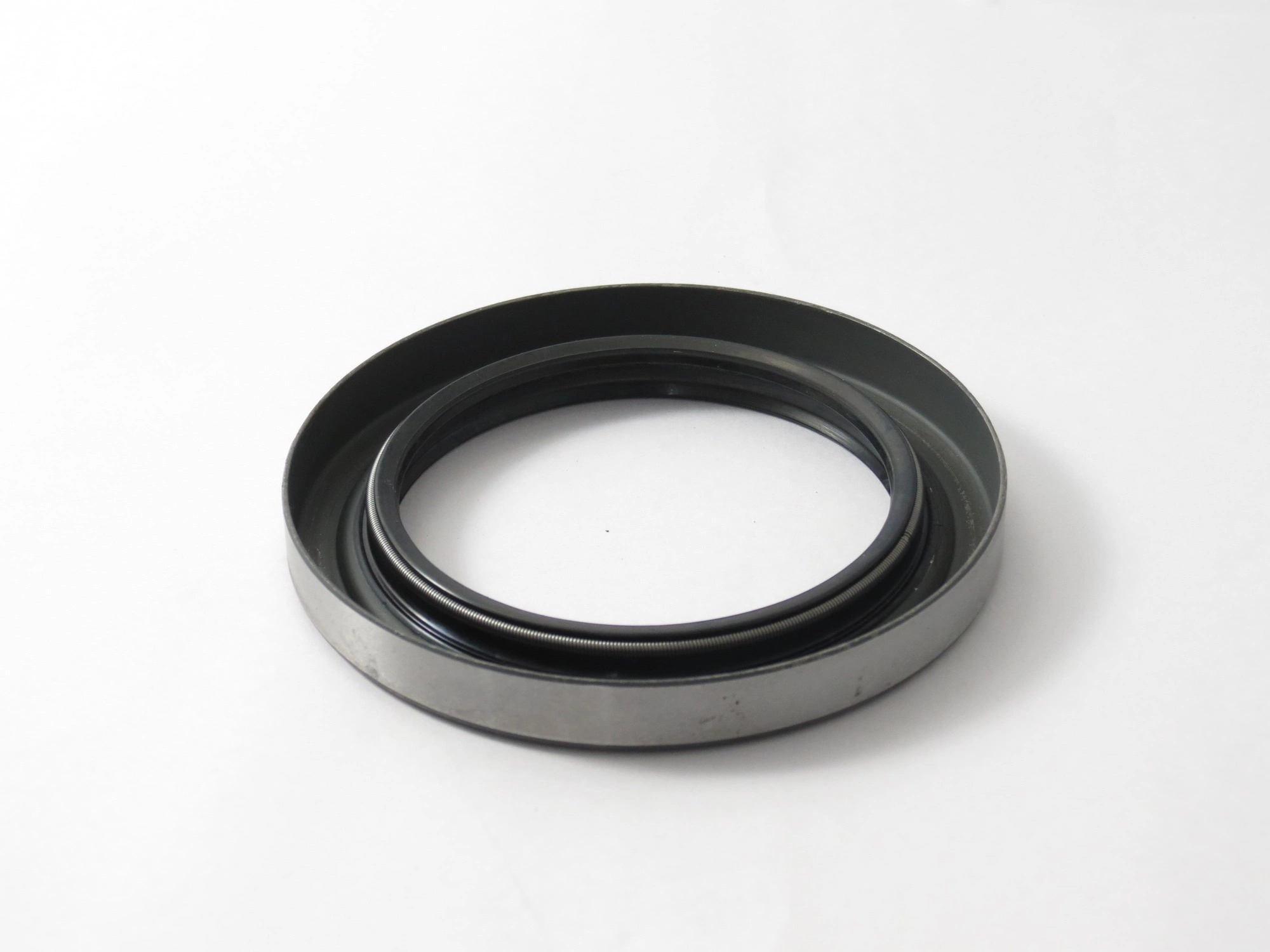 RETENTOR PINHÃO DIFERENCIAL 69,80X98,50X11,80X17,70MM TIMKÃO VW 11.130/11.140/12.140/13.130/14.140/14.210/22.140