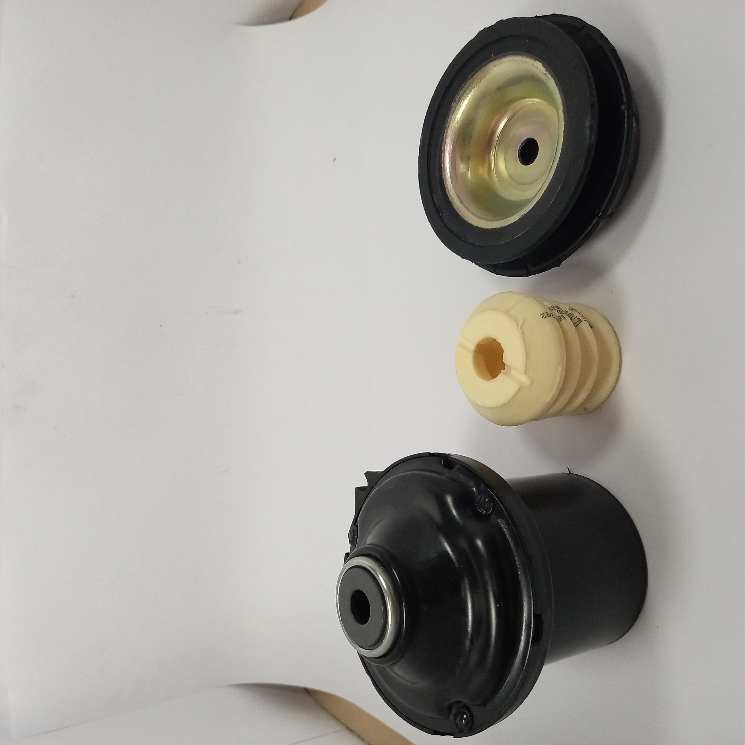 KIT AMORTECEDOR DIANTEIRO COMPLETO GM ASTRA 99/12 - VECTRA 96/11 - ZAFIRA 01/12 - PARA UM LADO