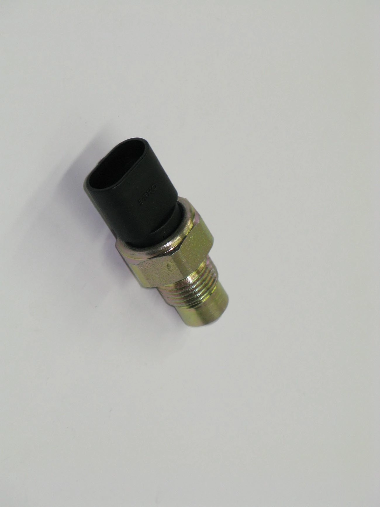 INTERRUPTOR DE LUZ DE RE - GM S-10/BLAZER 2.8/4.3