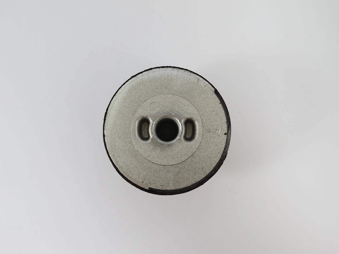 BUCHA EIXO TRASEIRO GM VECTRA 03.96/
