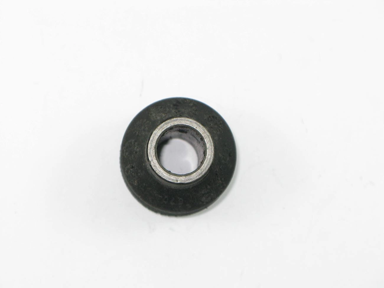 BUCHA AMORTECEDOR TRASEIRO GM MONZA/KADETT 91/98 ASTRA/VECTRA /96 OMEGA