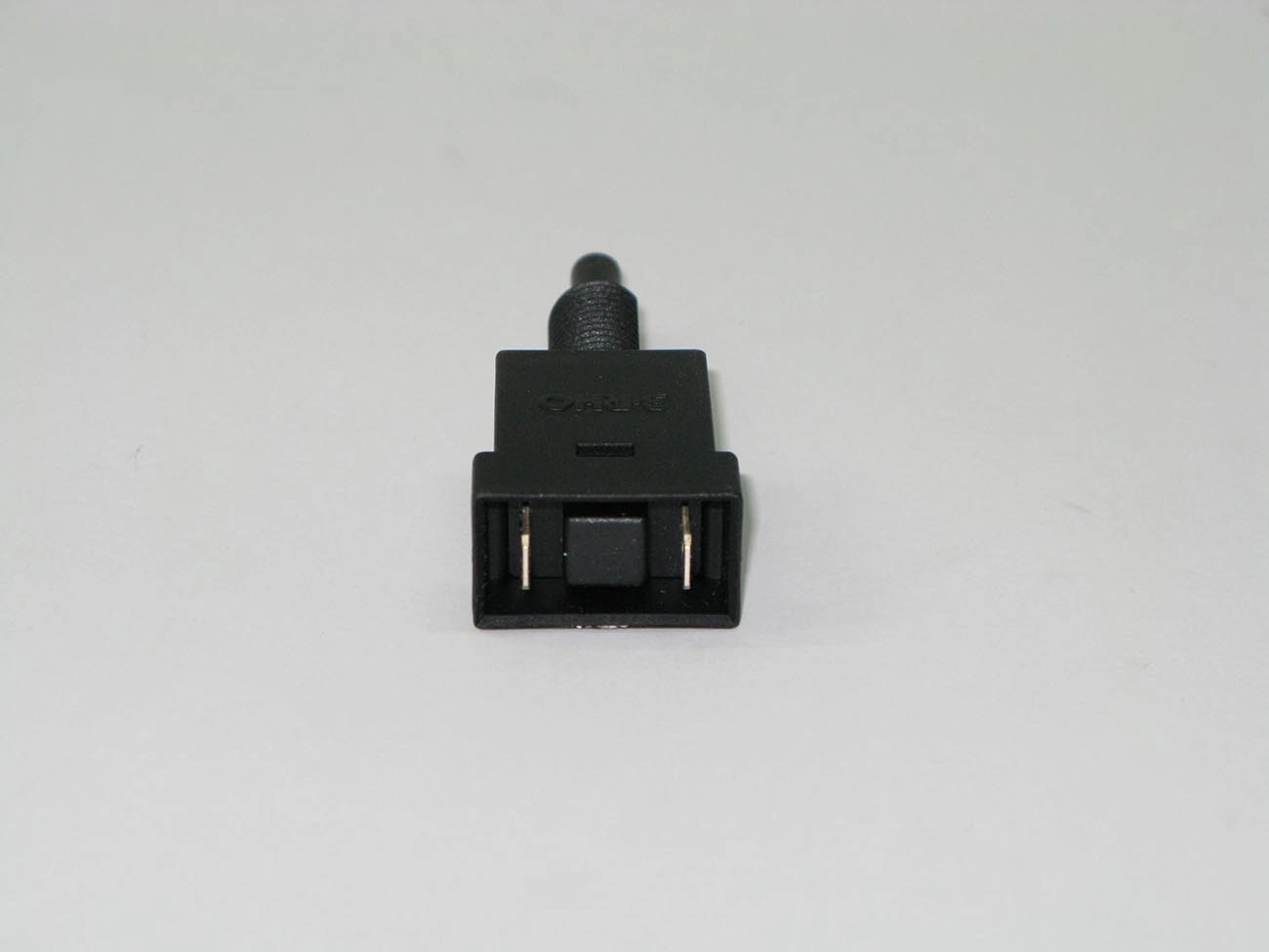 INTERRUPTOR DE FREIO - FORD ESCORT/VERONA - VW APOLLO - TODOS