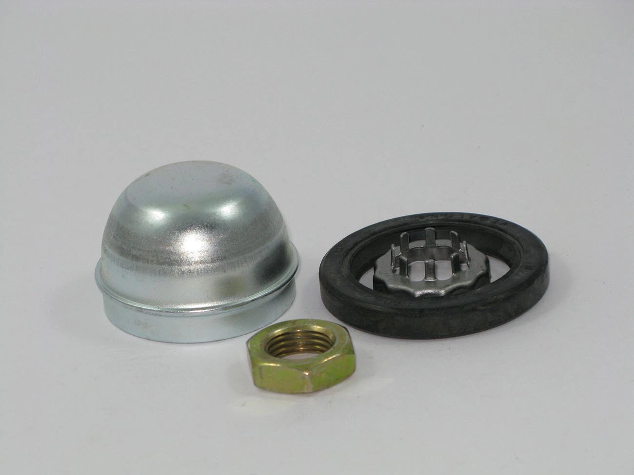 KIT CALOTA RODA TRASEIRA COM RETENTOR FORD ESCORT/VERONA /92 VW APOLLO C/RETENTOR