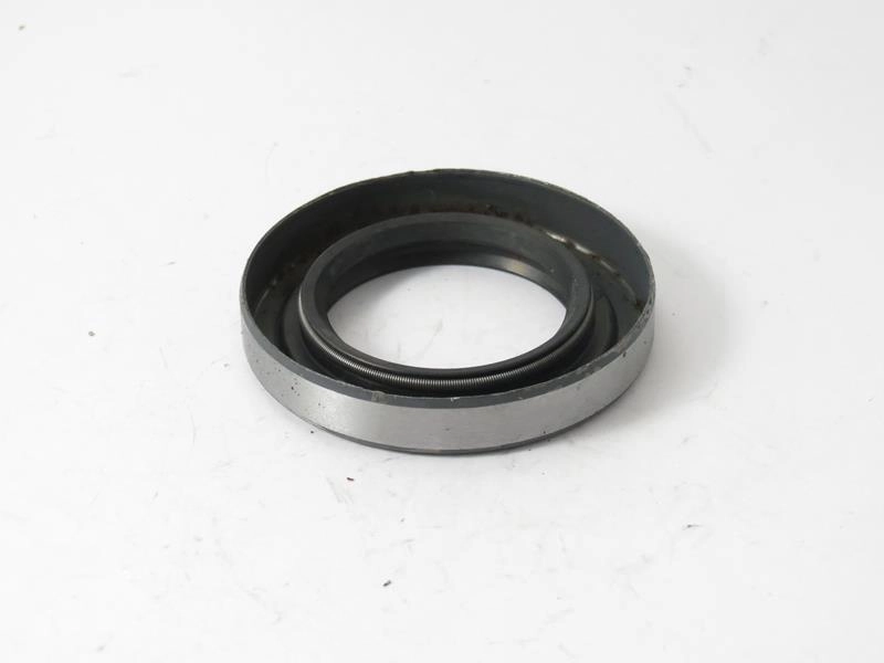 RETENTOR PINHÃO DO DIFERENCIAL MITSUBISHI L-200 2.8/TRITON - 45X72X12MM