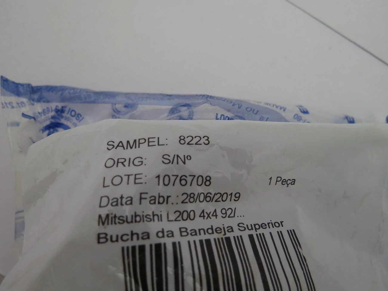 BUCHA DA BANDEJA SUPERIOR MITSUBISHI L-200 92/2002 - 4X4 - SUSPENSAO DIANTEIRA