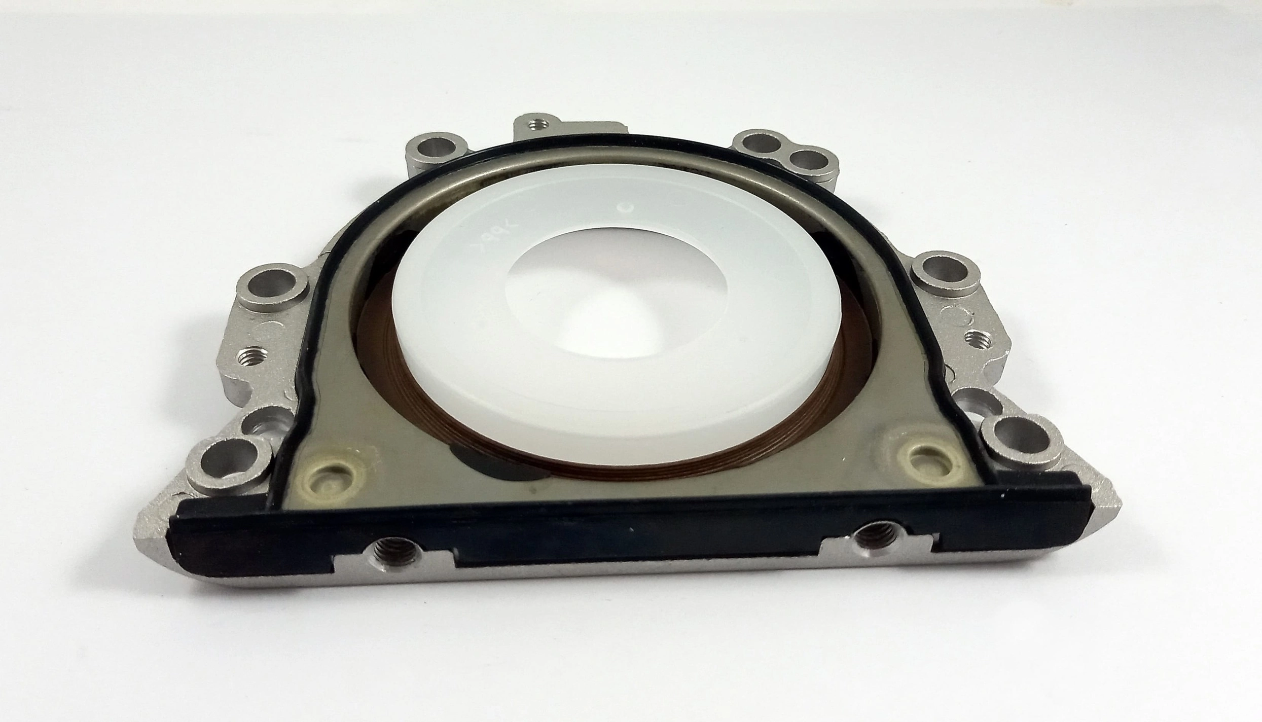 RETENTOR FLANGE TRASEIRO MOTOR VIRABREQUIM VW GOLF/PASSAT AUDI 1.8 20V - COM PARAFUSOS