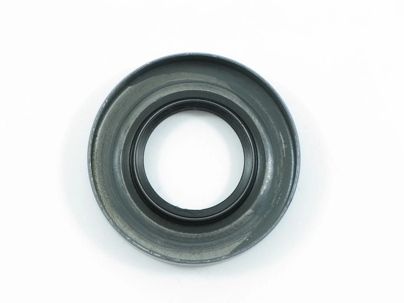 RETENTOR SAÍDA CÂMBIO/ENTALHADO GM S-10/BLAZER 98/ 4X4 FLANGE CARDAN TRASEIRO - 30X58,10X11MM